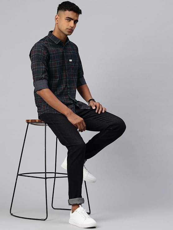 Men Comfort Slim Fit Opaque Checked Pure Cotton Casual Shirt