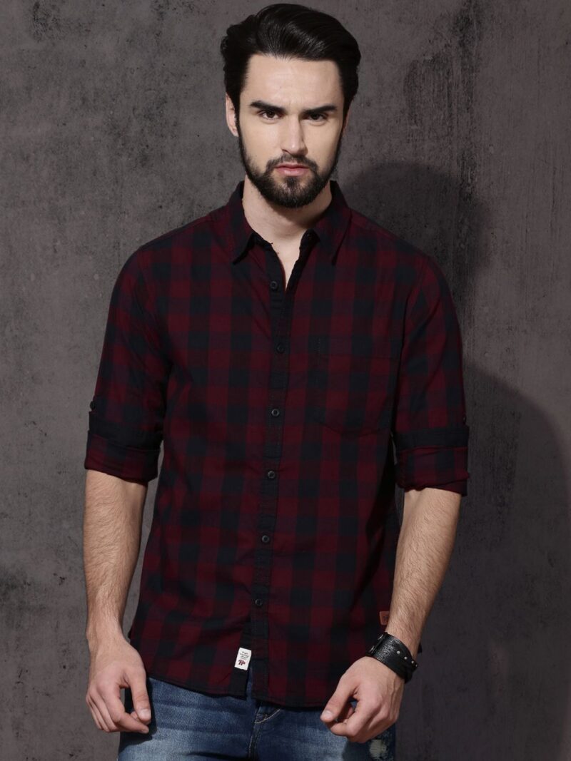 Men Checked Casual Shirt