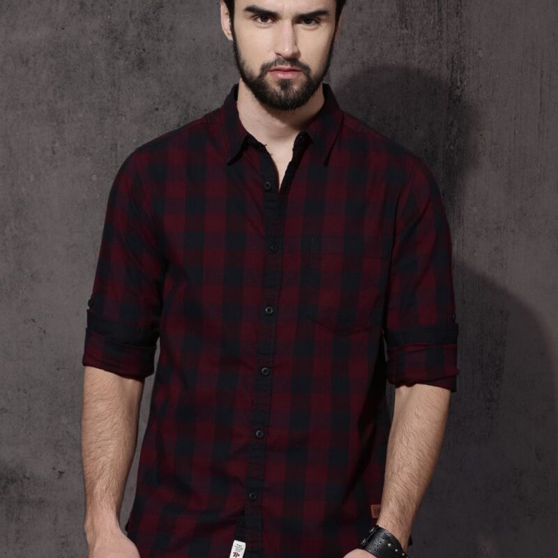 Men Checked Casual Shirt
