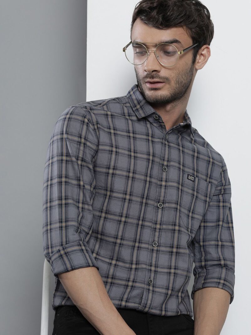 Slim Fit Opaque Casual Shirt
