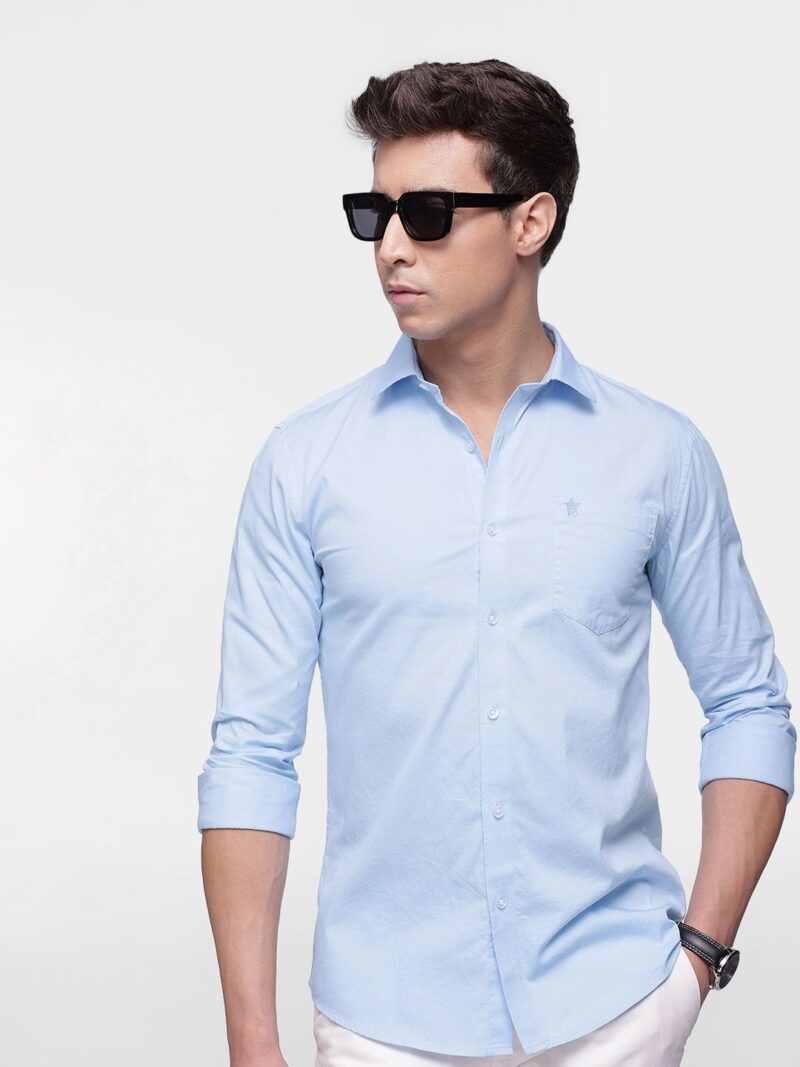 Solid Slim Fit Casual Shirt